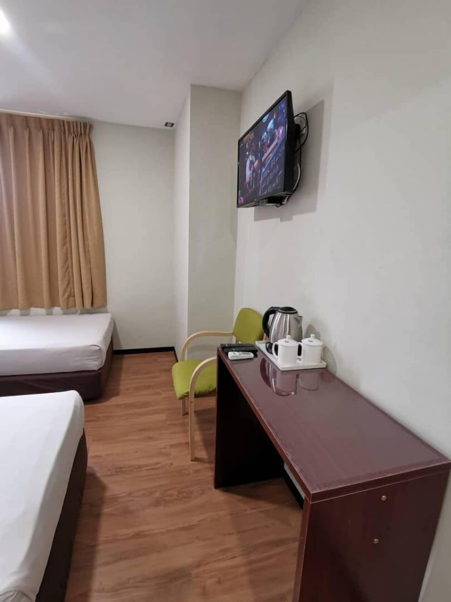 Hotel Holiday Kota Kinabalu Exterior foto