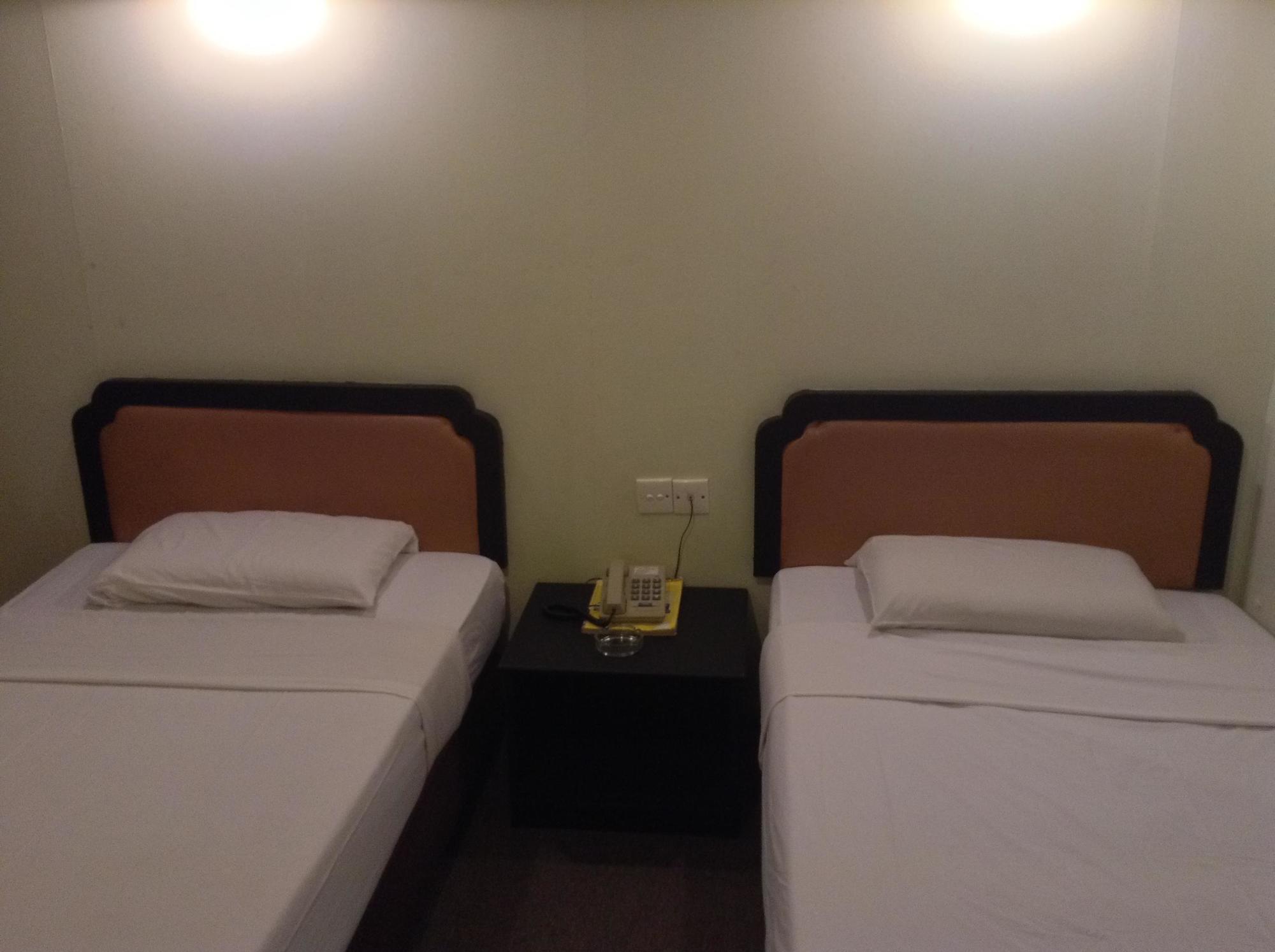 Hotel Holiday Kota Kinabalu Exterior foto