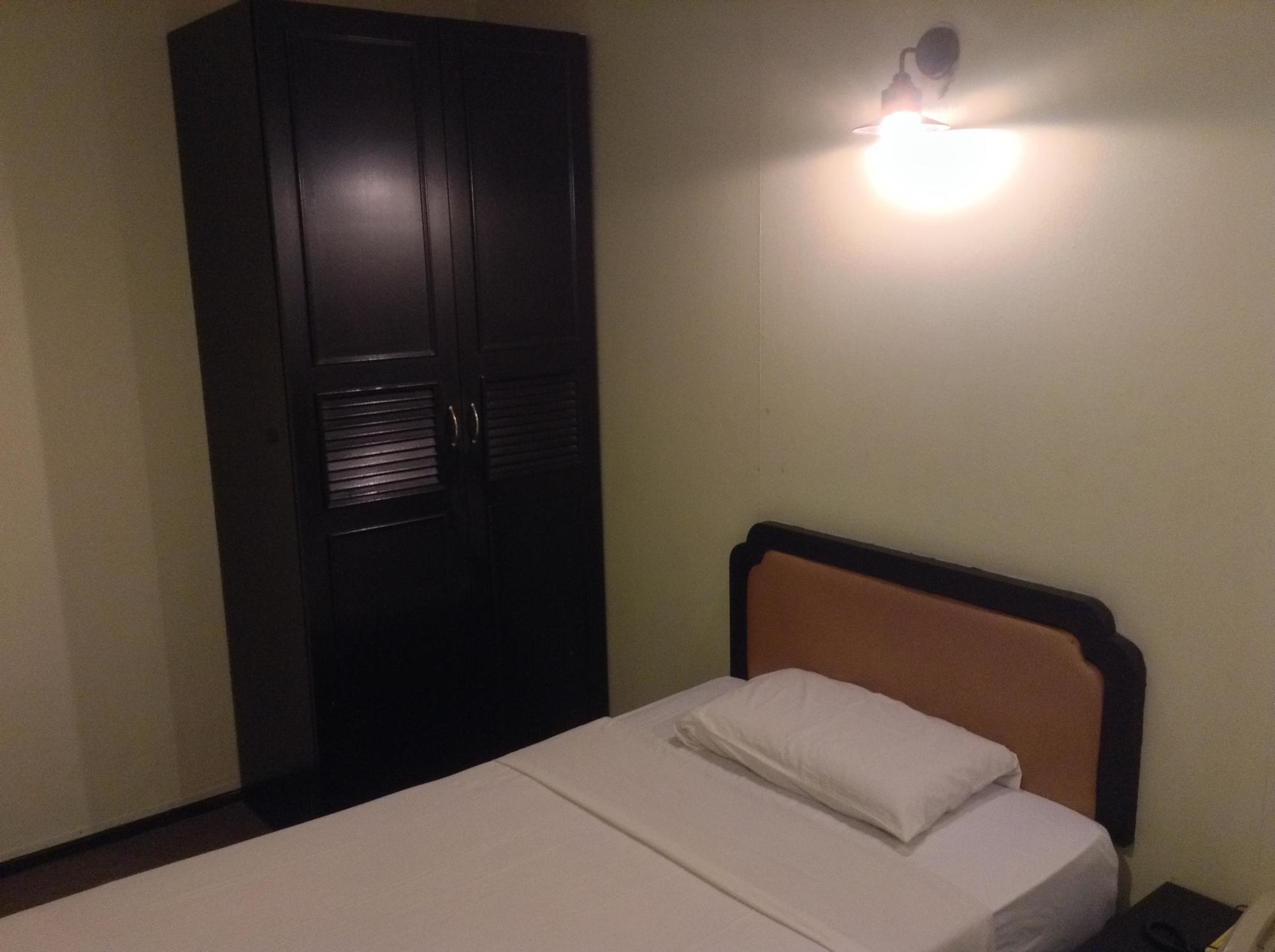Hotel Holiday Kota Kinabalu Exterior foto