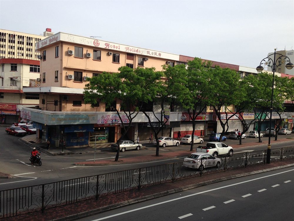 Hotel Holiday Kota Kinabalu Exterior foto